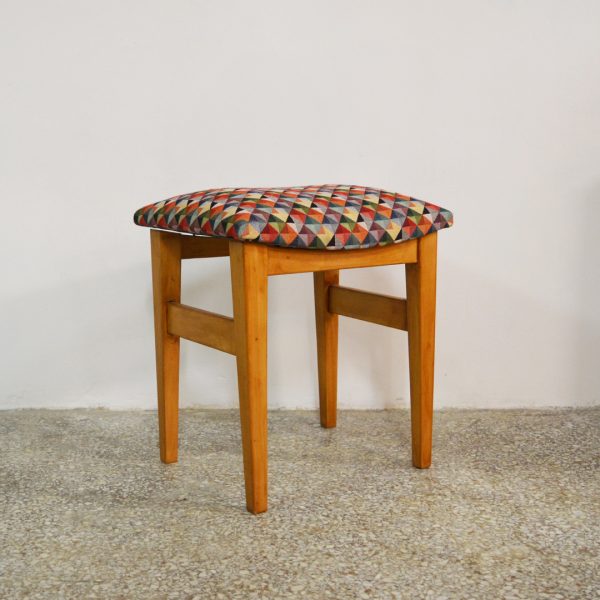 Ball Chair In Design Of Eero Aarnio Retrosexual Vintage Shop   KT0001 1 600x600 