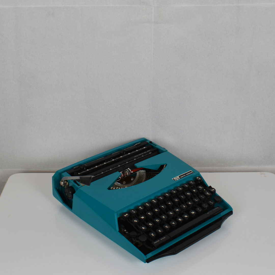 Vintage Smith Corona Karmann Ghia Super G Portable Typewriter (c.1970s –