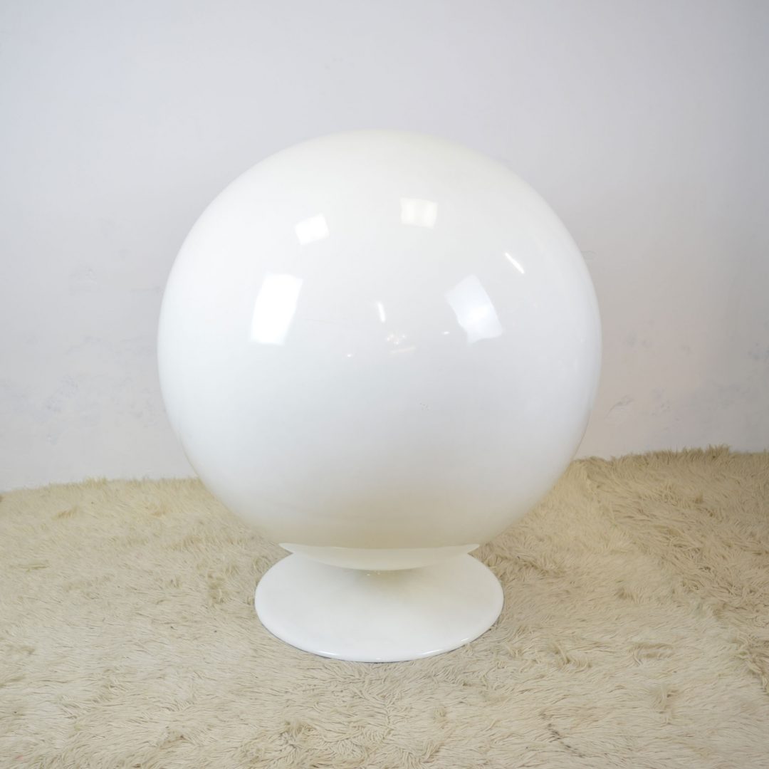 Ball Chair In Design Of Eero Aarnio MODERNON A Retrosexual Movement   KA0157 3 1080x1080 